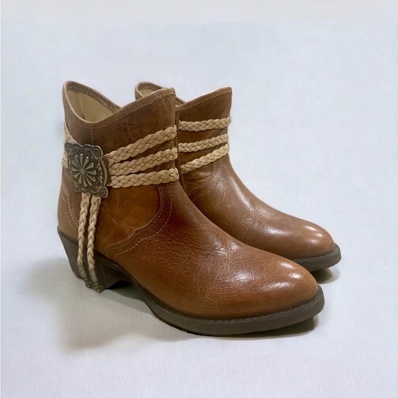 ARIAT Circuit Sage Western Bootie - Picture 2 of 9